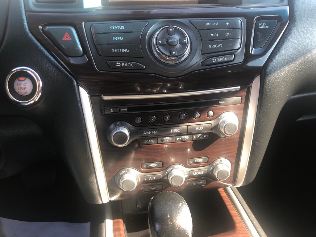 2013 Nissan Pathfinder Image 26