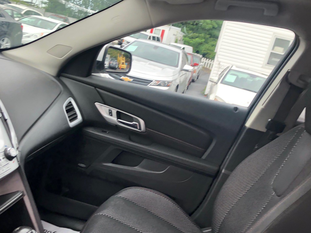 2017 GMC Terrain Image 17