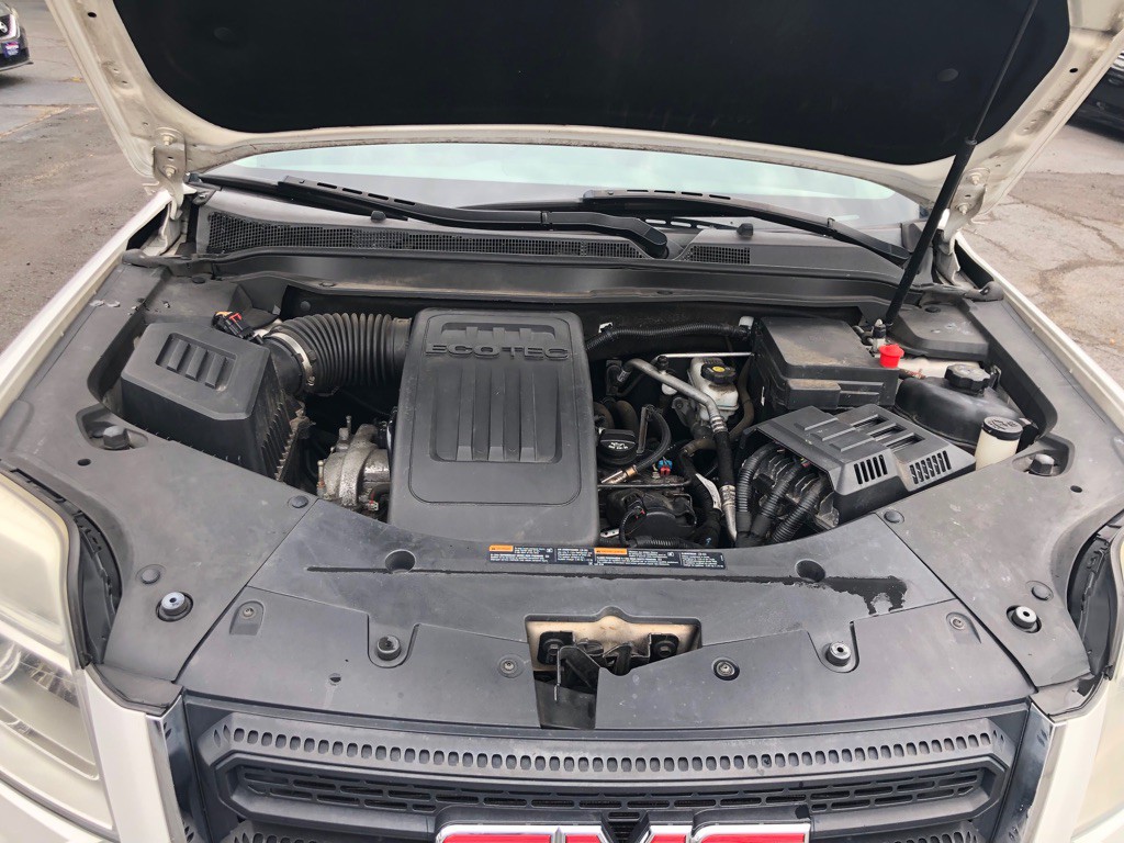 2017 GMC Terrain Image 32