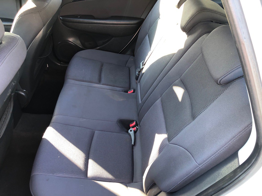 2010 Hyundai Elantra Image 15