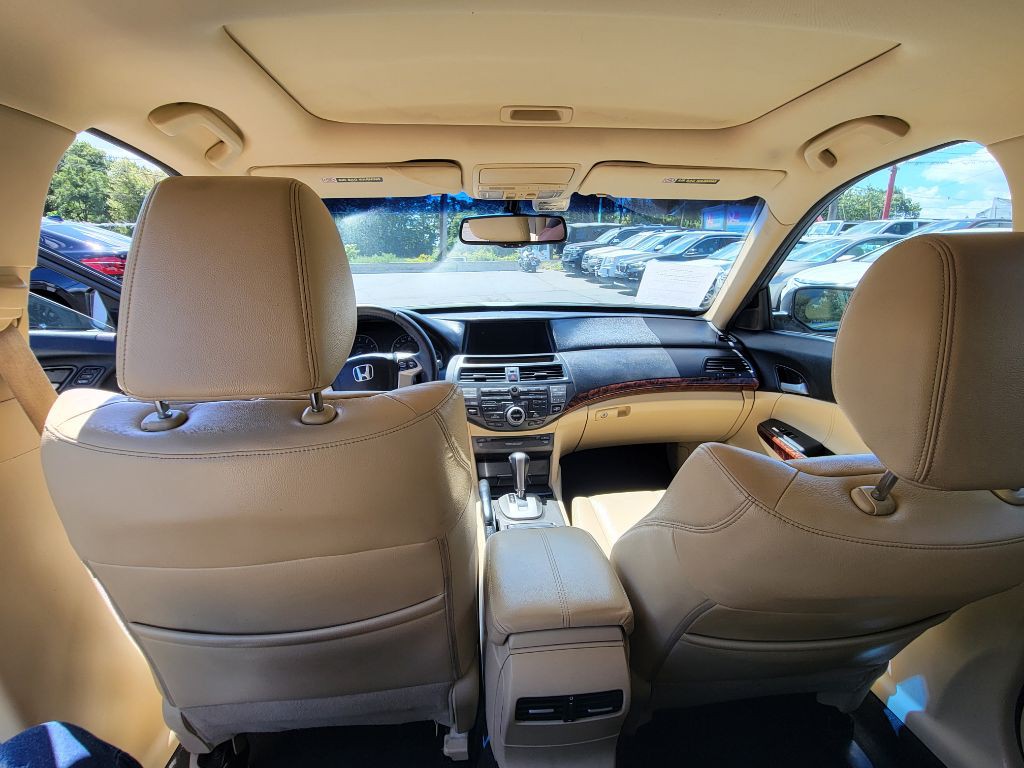 2010 Honda Crosstour Image 20