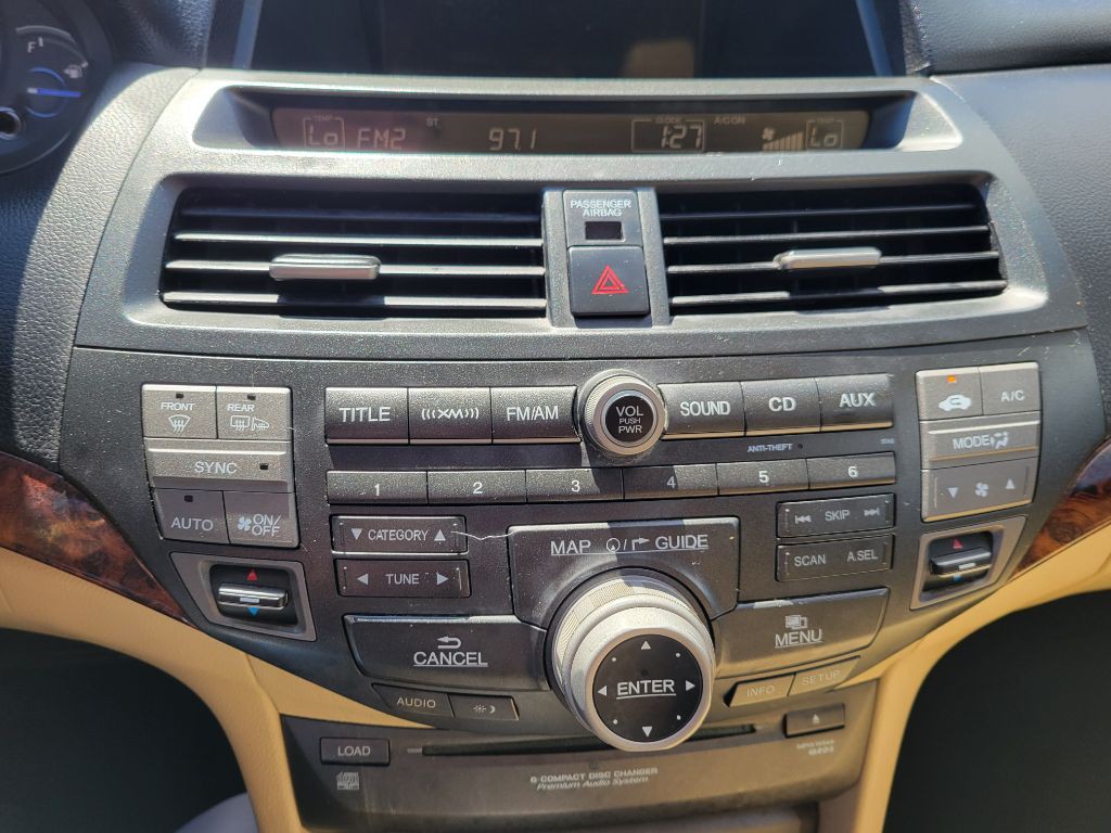 2010 Honda Crosstour Image 24