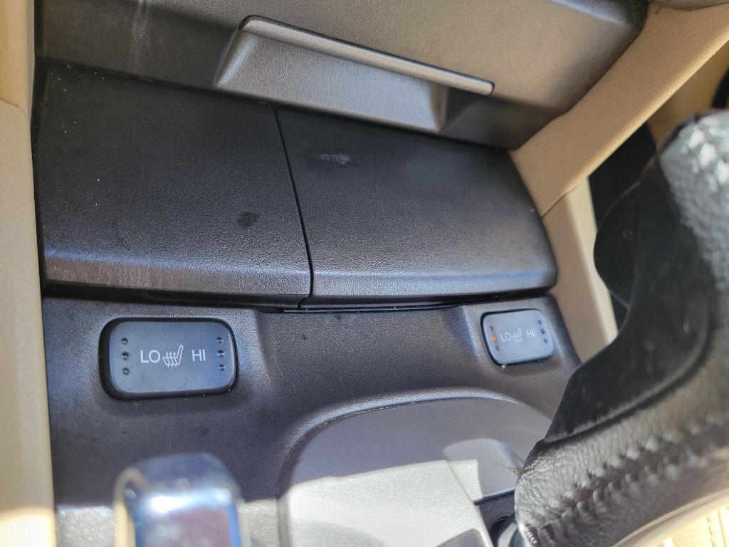 2010 Honda Crosstour Image 25