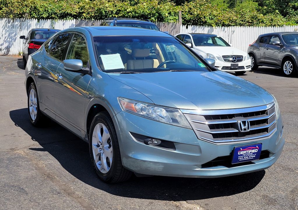 2010 Honda Crosstour Image 1