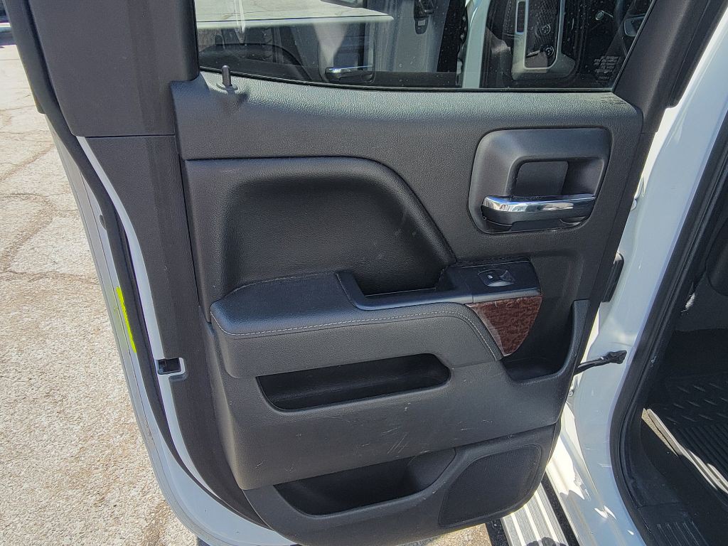 2015 GMC Sierra Image 14