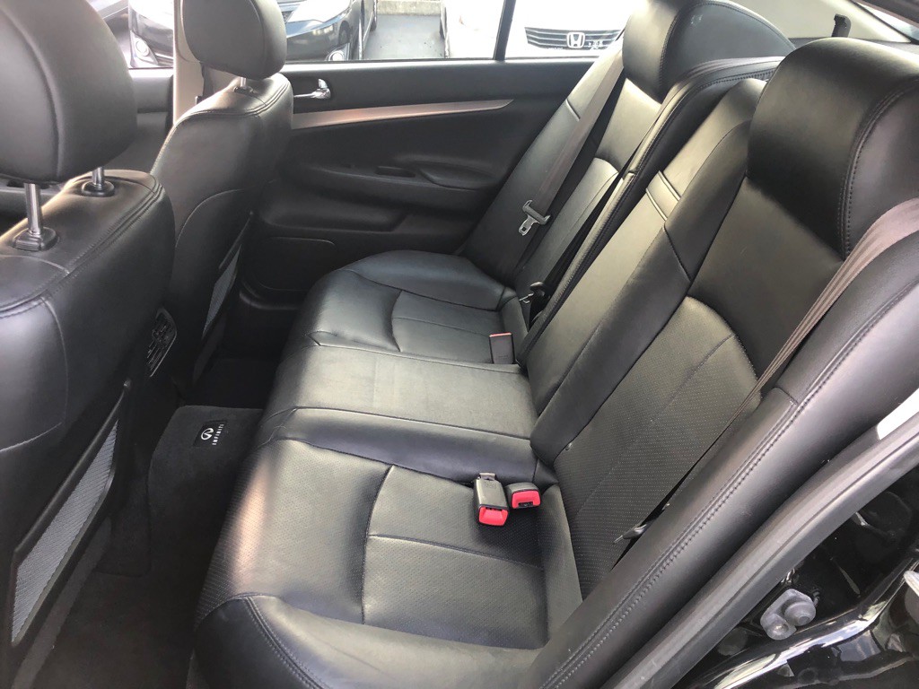 2013 INFINITI G37 Image 15