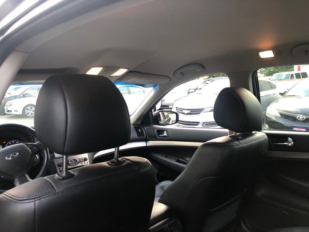 2013 INFINITI G37 Image 18
