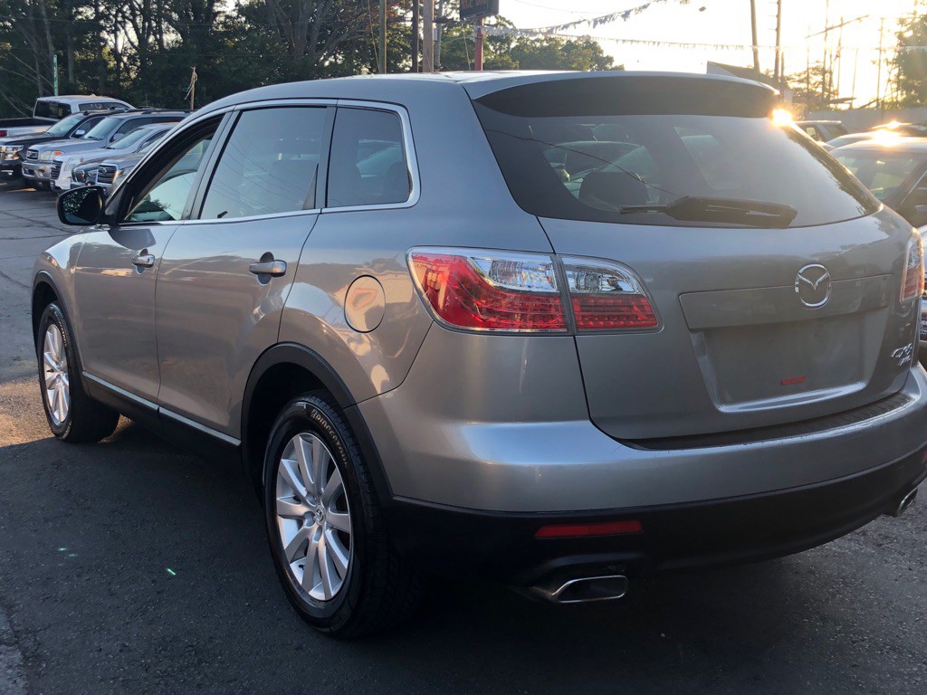 2010 Mazda CX-9 Image 2