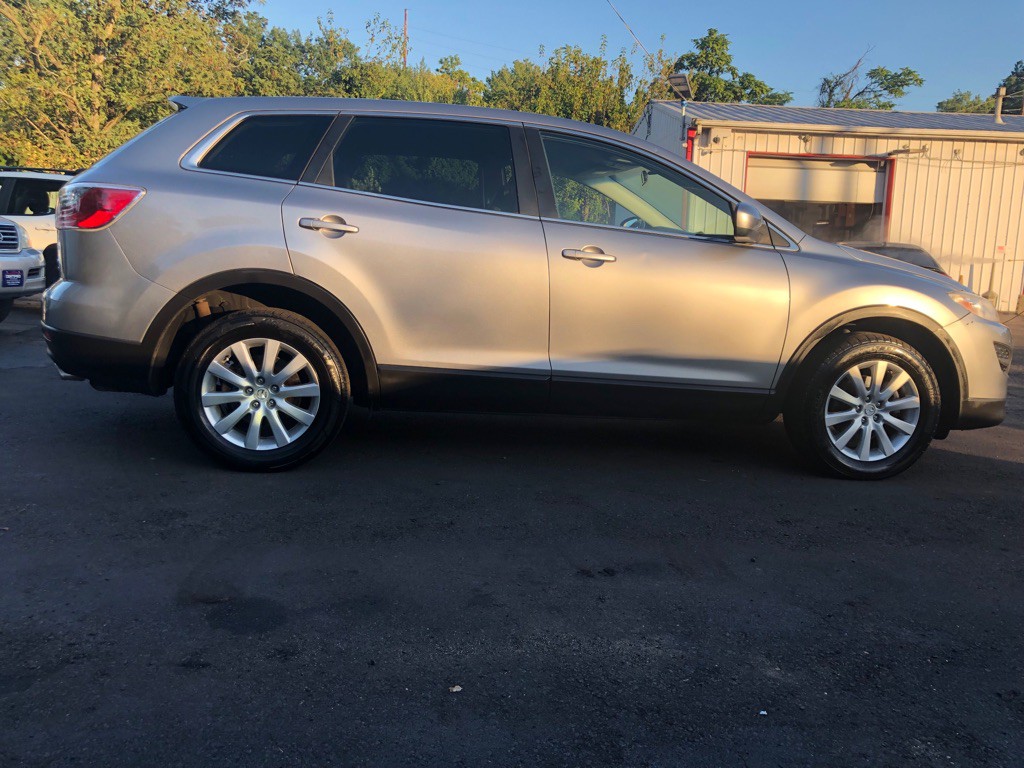 2010 Mazda CX-9 Image 2