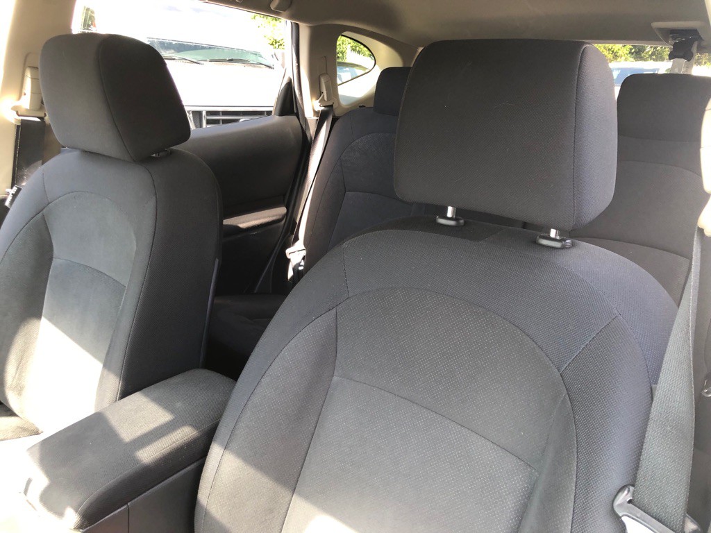 2010 Nissan Rogue Image 11