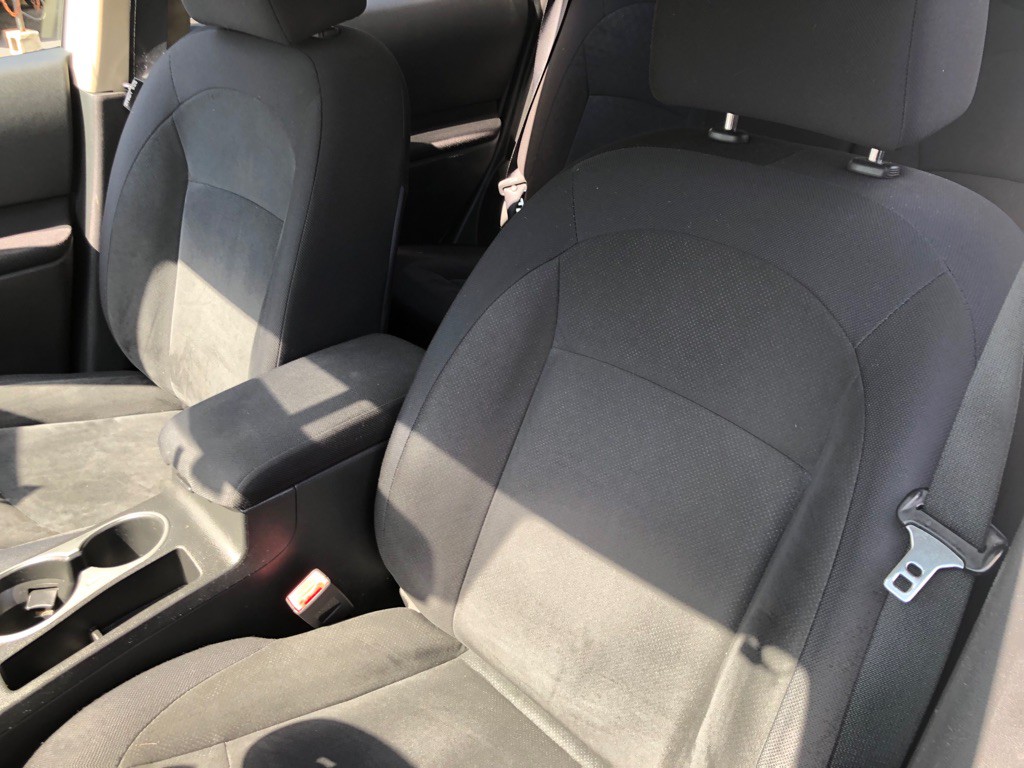 2010 Nissan Rogue Image 12