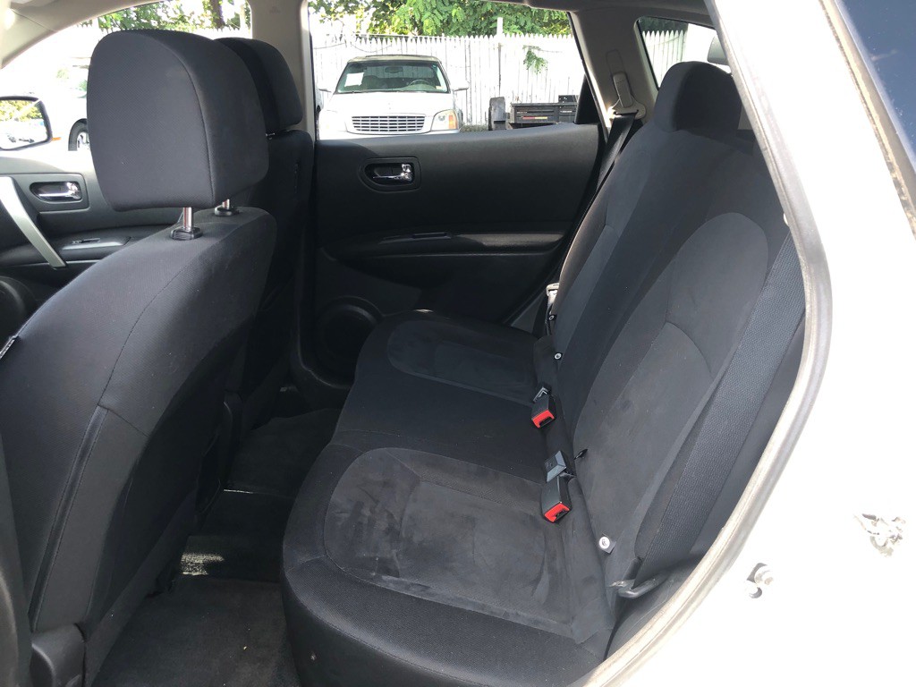 2010 Nissan Rogue Image 16
