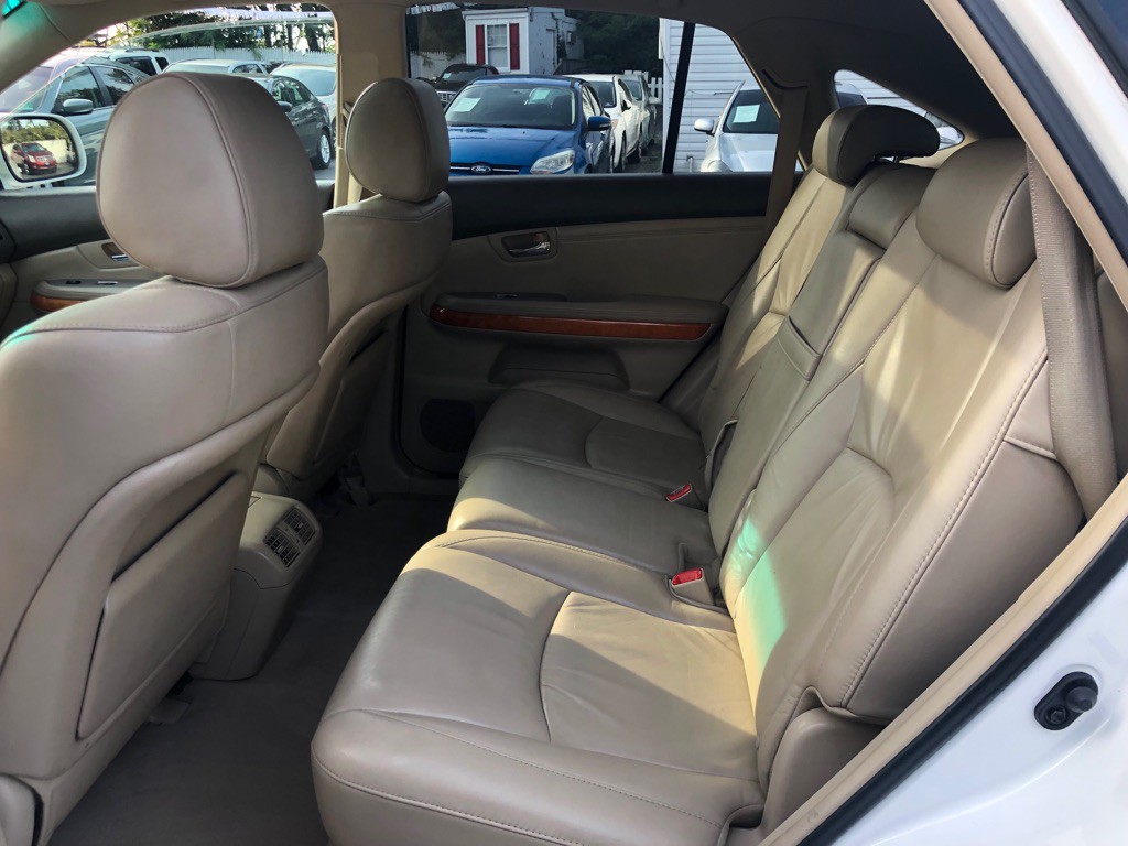 2005 Lexus RX Image 19