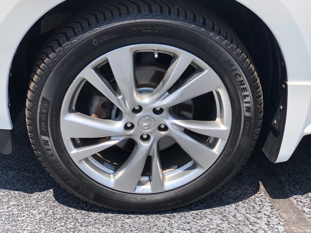 2013 INFINITI JX35 Image 9