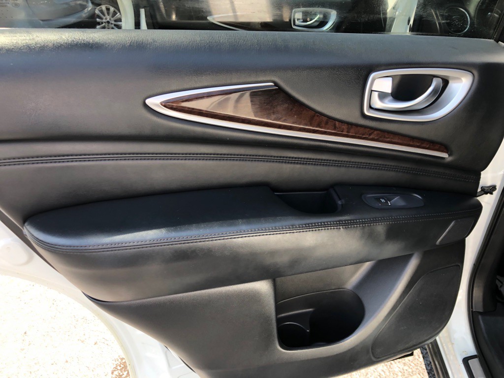 2013 INFINITI JX35 Image 23