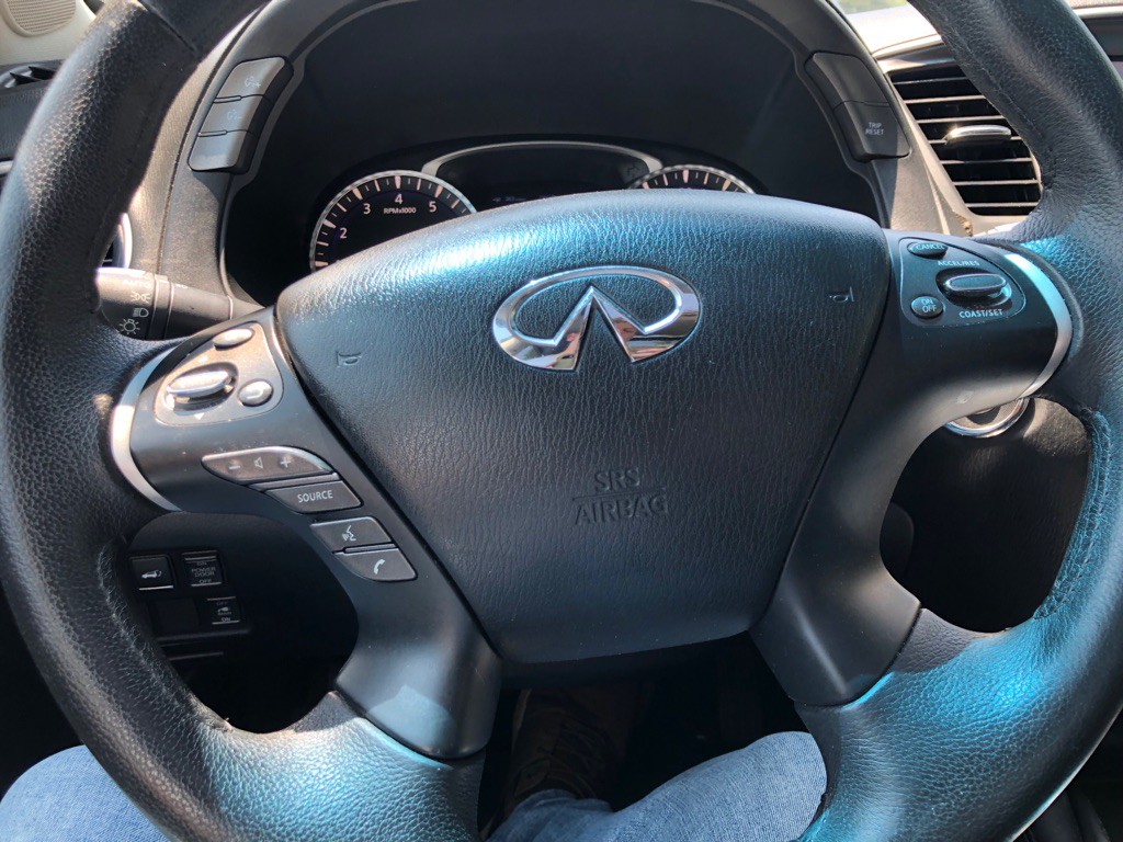 2013 INFINITI JX35 Image 40