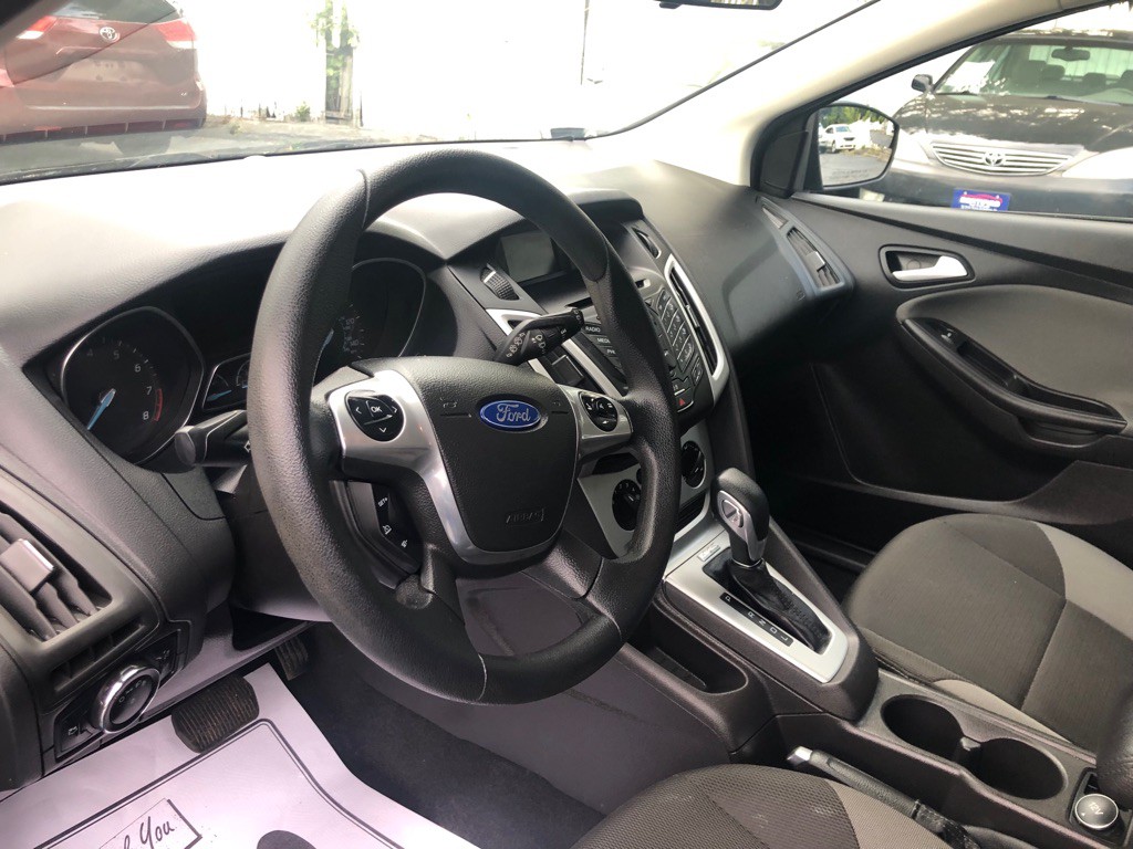 2014 Ford Focus Image 16