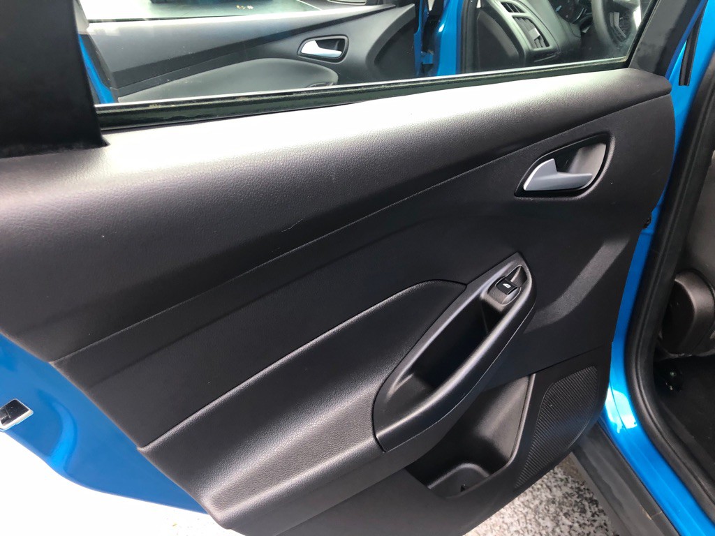 2014 Ford Focus Image 23