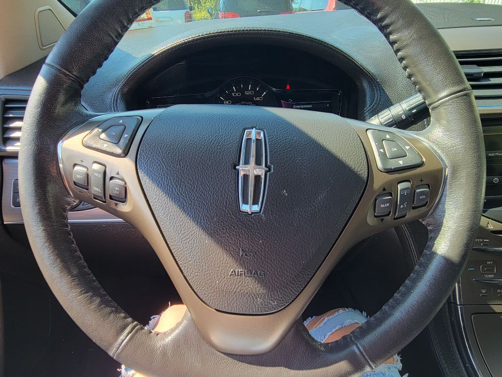 2014 Lincoln MKX Image 24