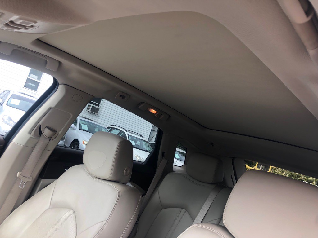 2010 Cadillac SRX Image 16