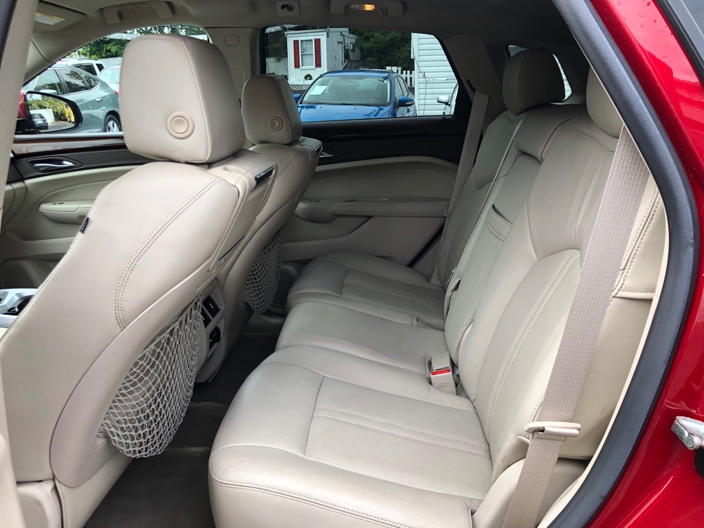 2010 Cadillac SRX Image 19