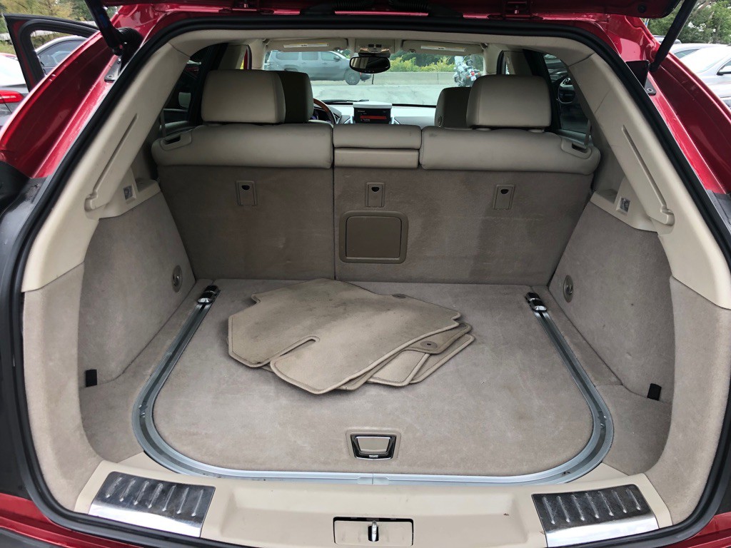 2010 Cadillac SRX Image 23