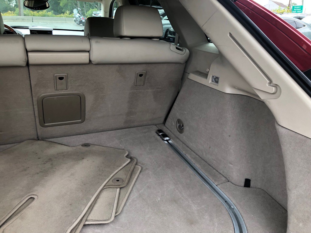 2010 Cadillac SRX Image 24