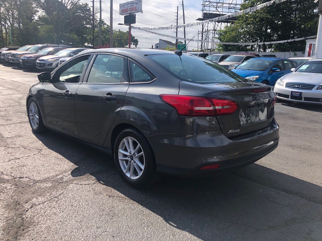 2018 Ford Focus Image 5
