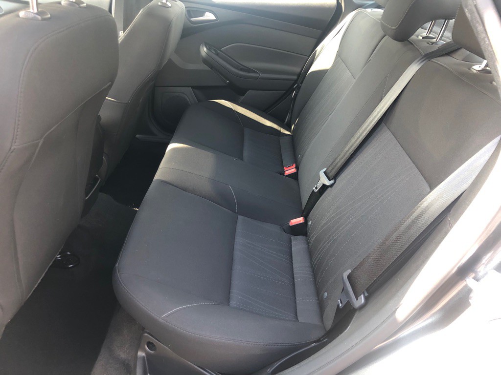 2018 Ford Focus Image 16