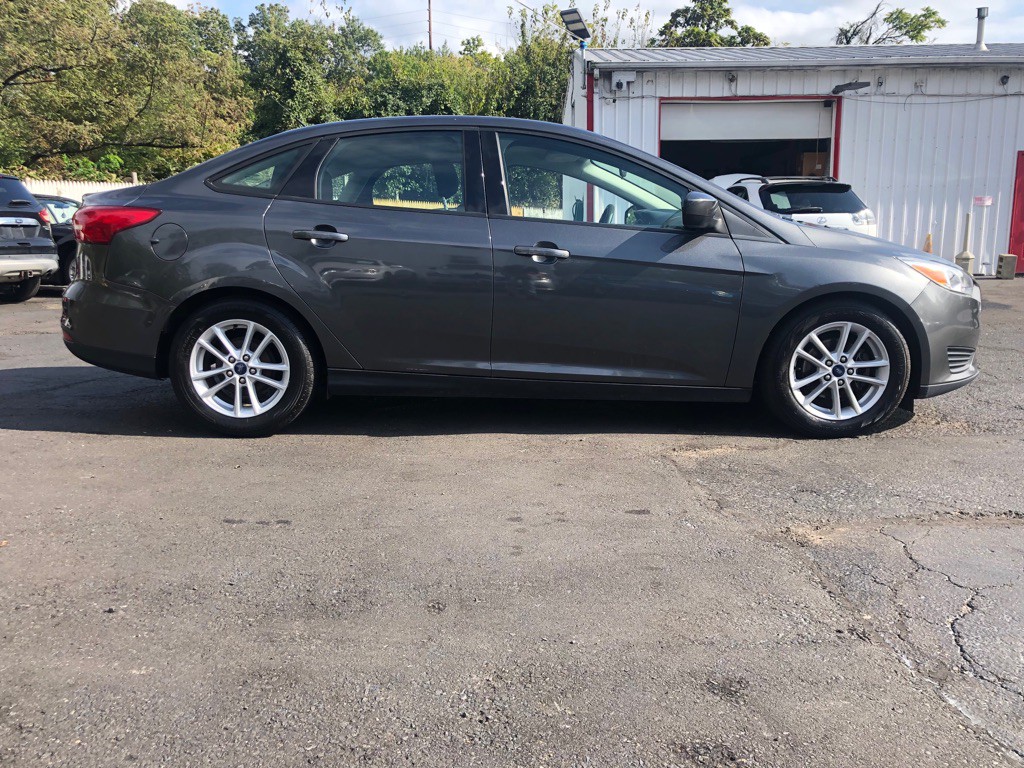 2018 Ford Focus Image 3