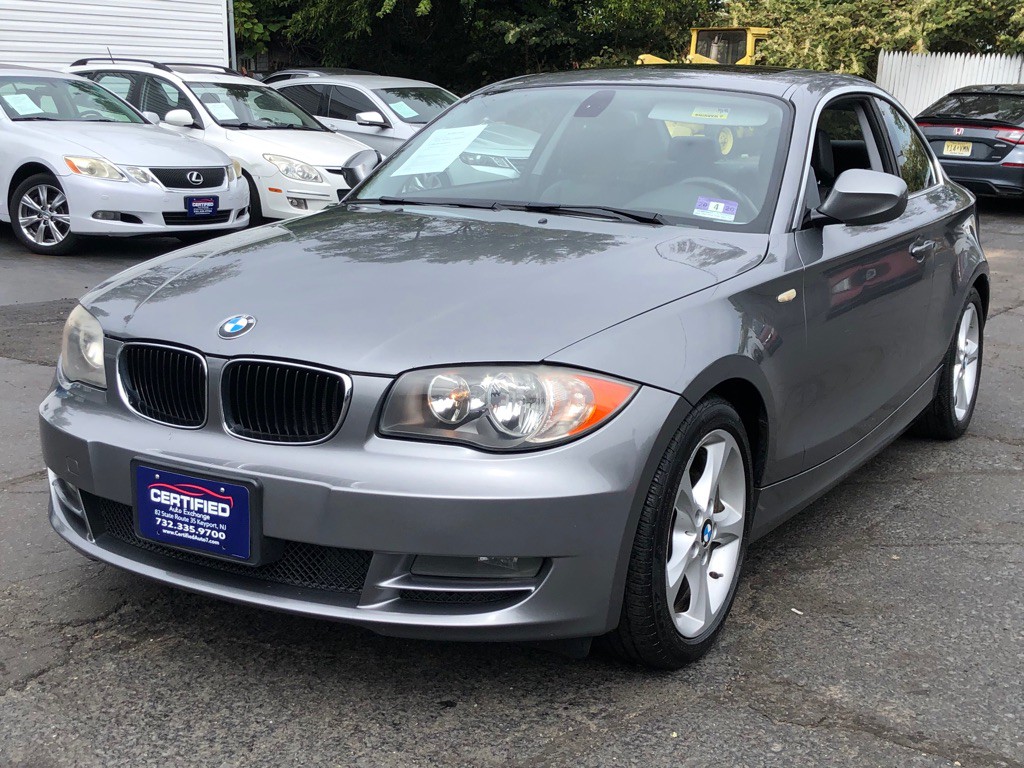 2011 BMW 1 Series Image 1