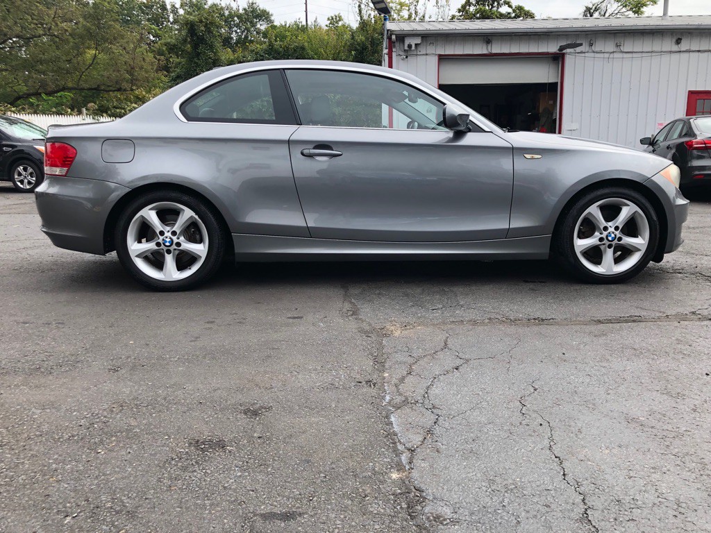 2011 BMW 1 Series Image 6