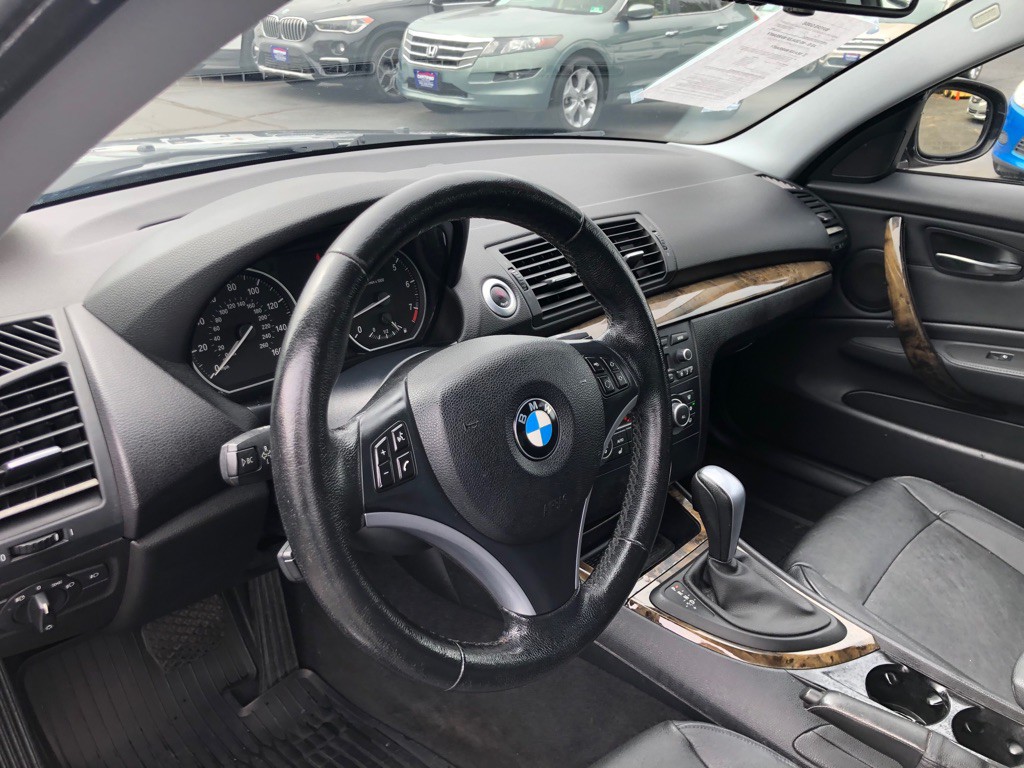 2011 BMW 1 Series Image 17