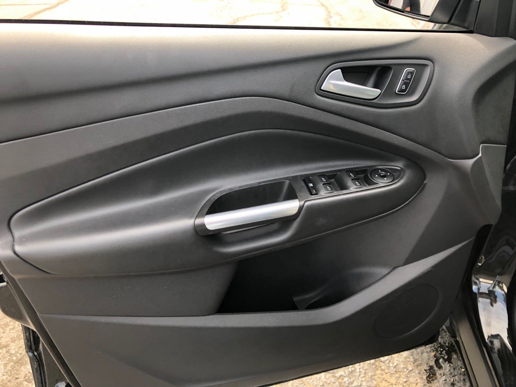 2015 Ford Escape Image 17