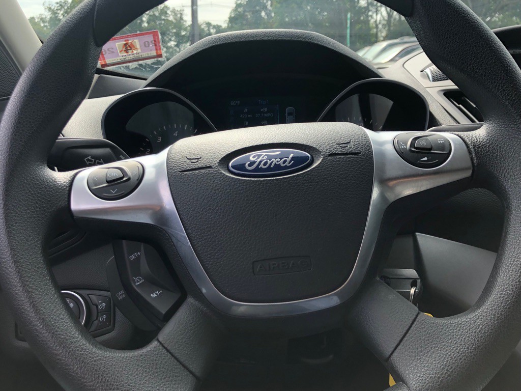 2015 Ford Escape Image 31