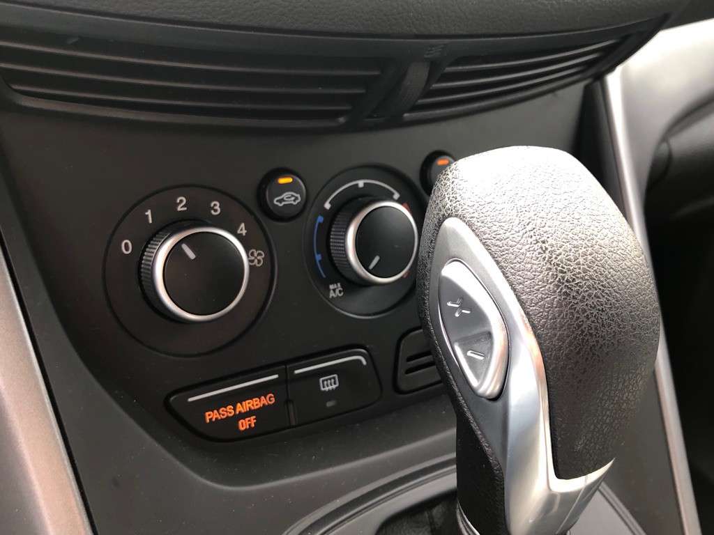 2015 Ford Escape Image 32