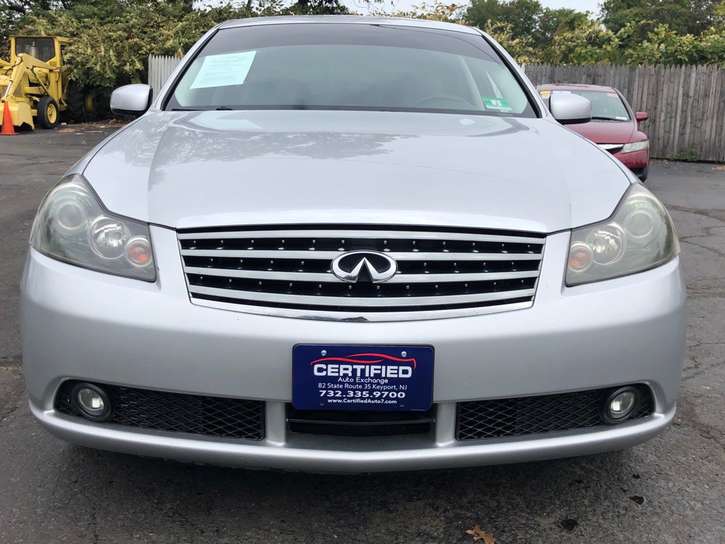 2006 INFINITI M35 Image 9