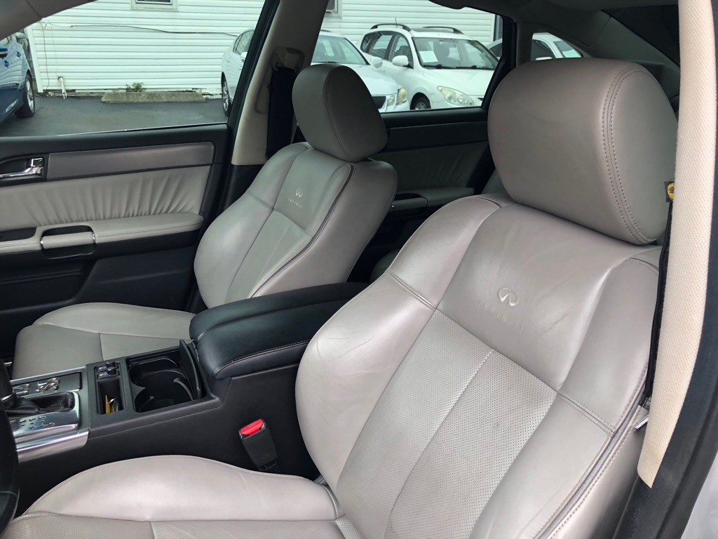 2006 INFINITI M35 Image 16