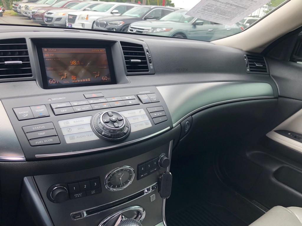 2006 INFINITI M35 Image 31