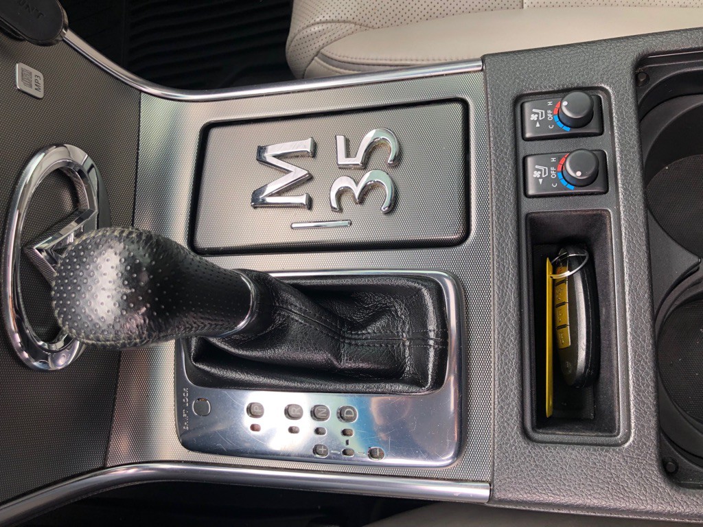 2006 INFINITI M35 Image 32