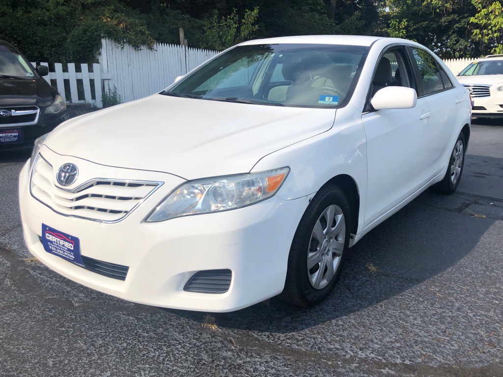2010 Toyota Camry Image 3