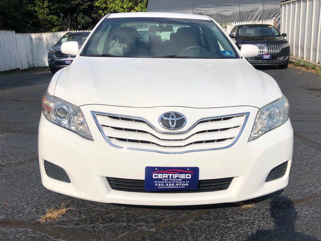 2010 Toyota Camry Image 10