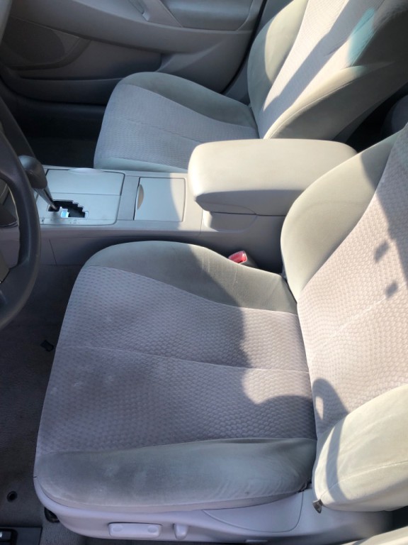 2010 Toyota Camry Image 13