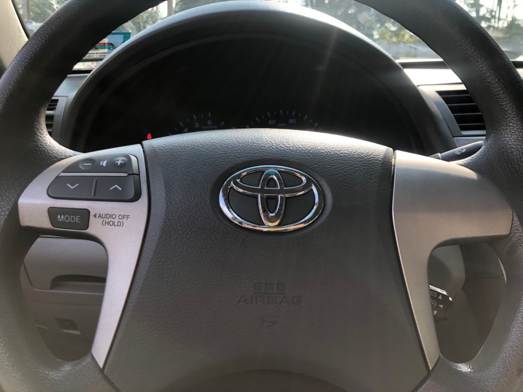 2010 Toyota Camry Image 27