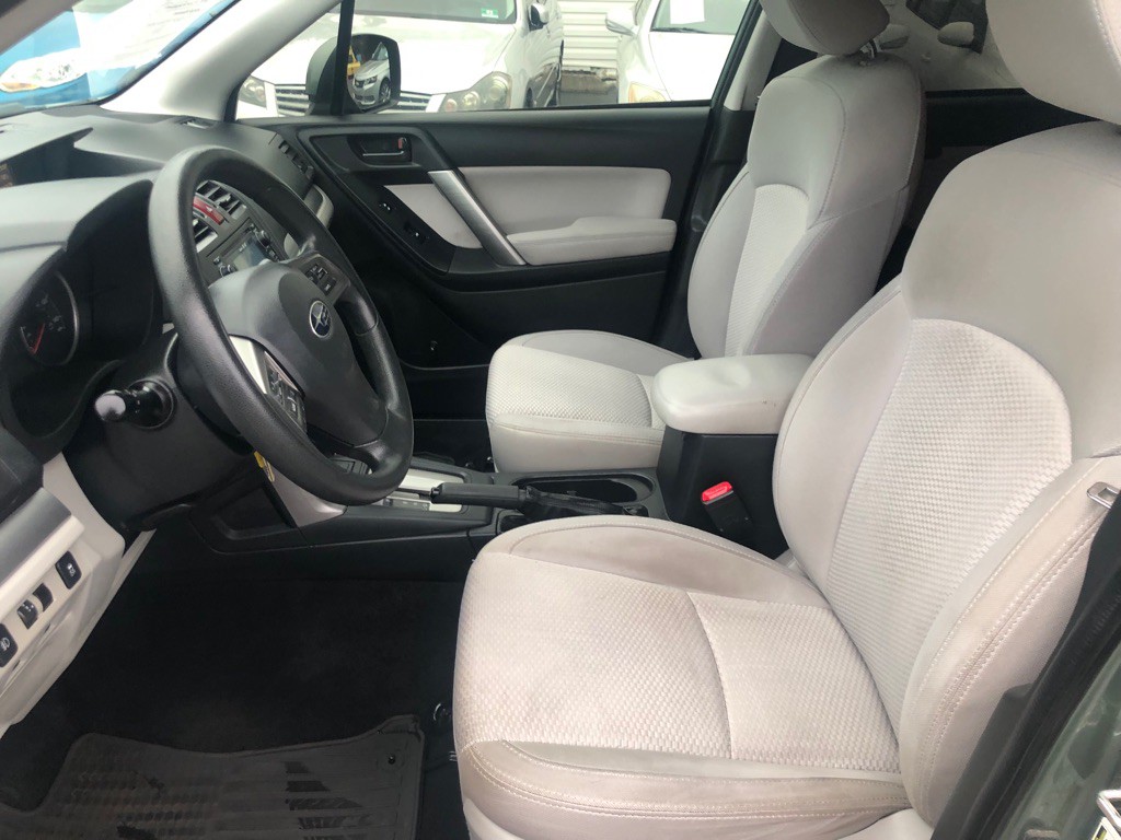 2015 Subaru Forester Image 18
