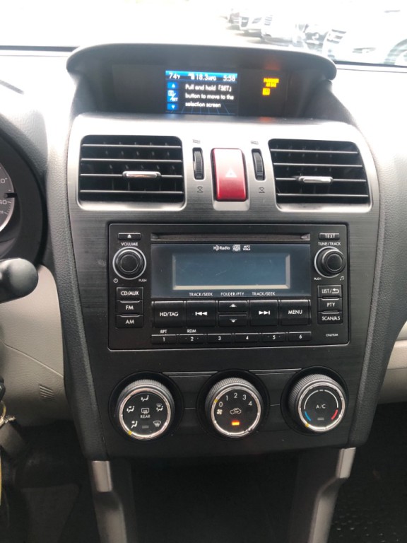 2015 Subaru Forester Image 28