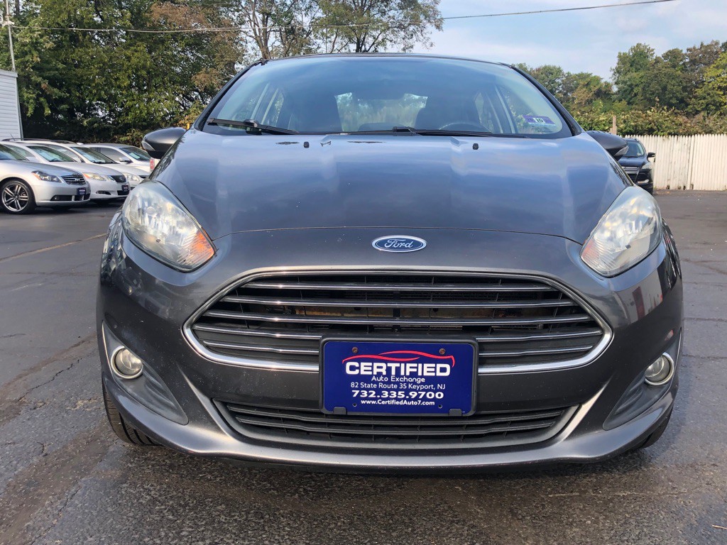 2016 Ford Fiesta Image 2