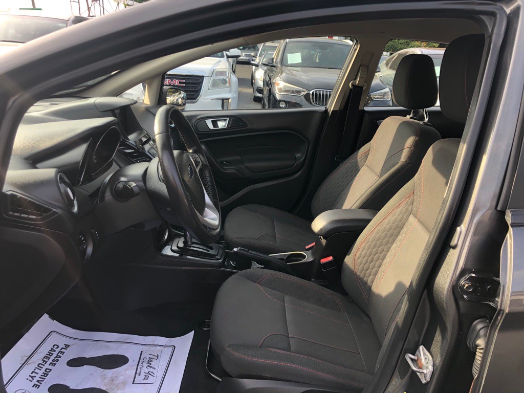 2016 Ford Fiesta Image 13