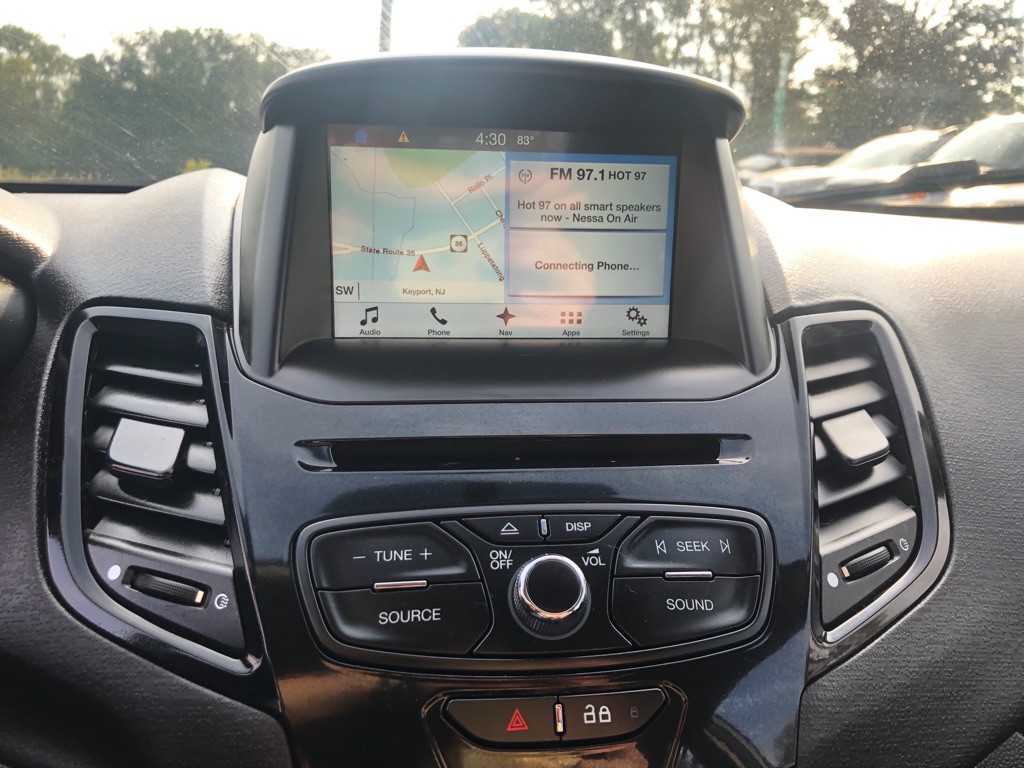 2016 Ford Fiesta Image 27