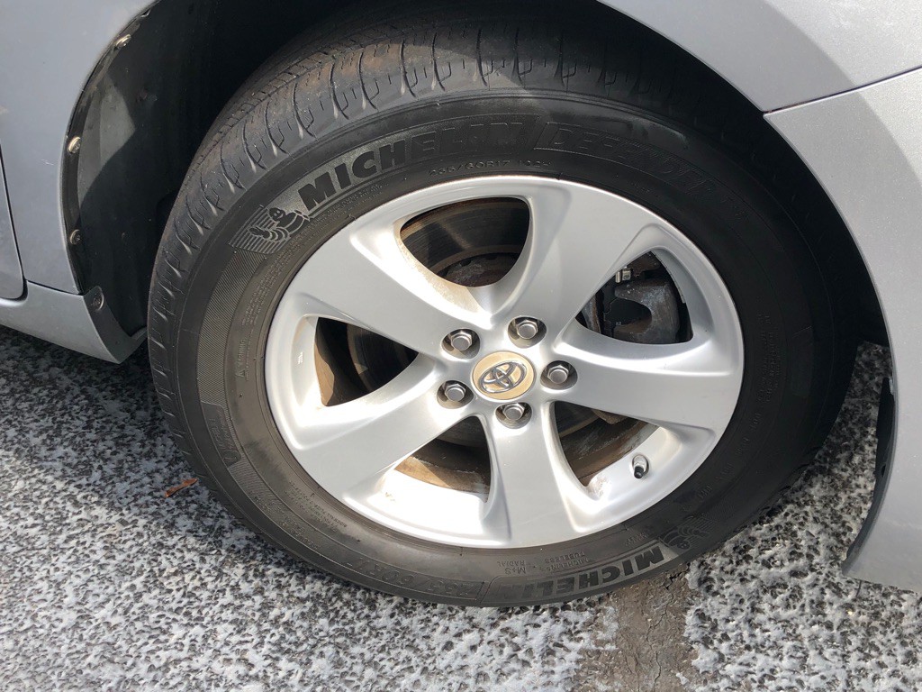 2012 Toyota Sienna Image 13